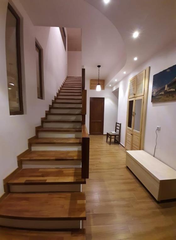 Sanli Hotel Mestia Bagian luar foto