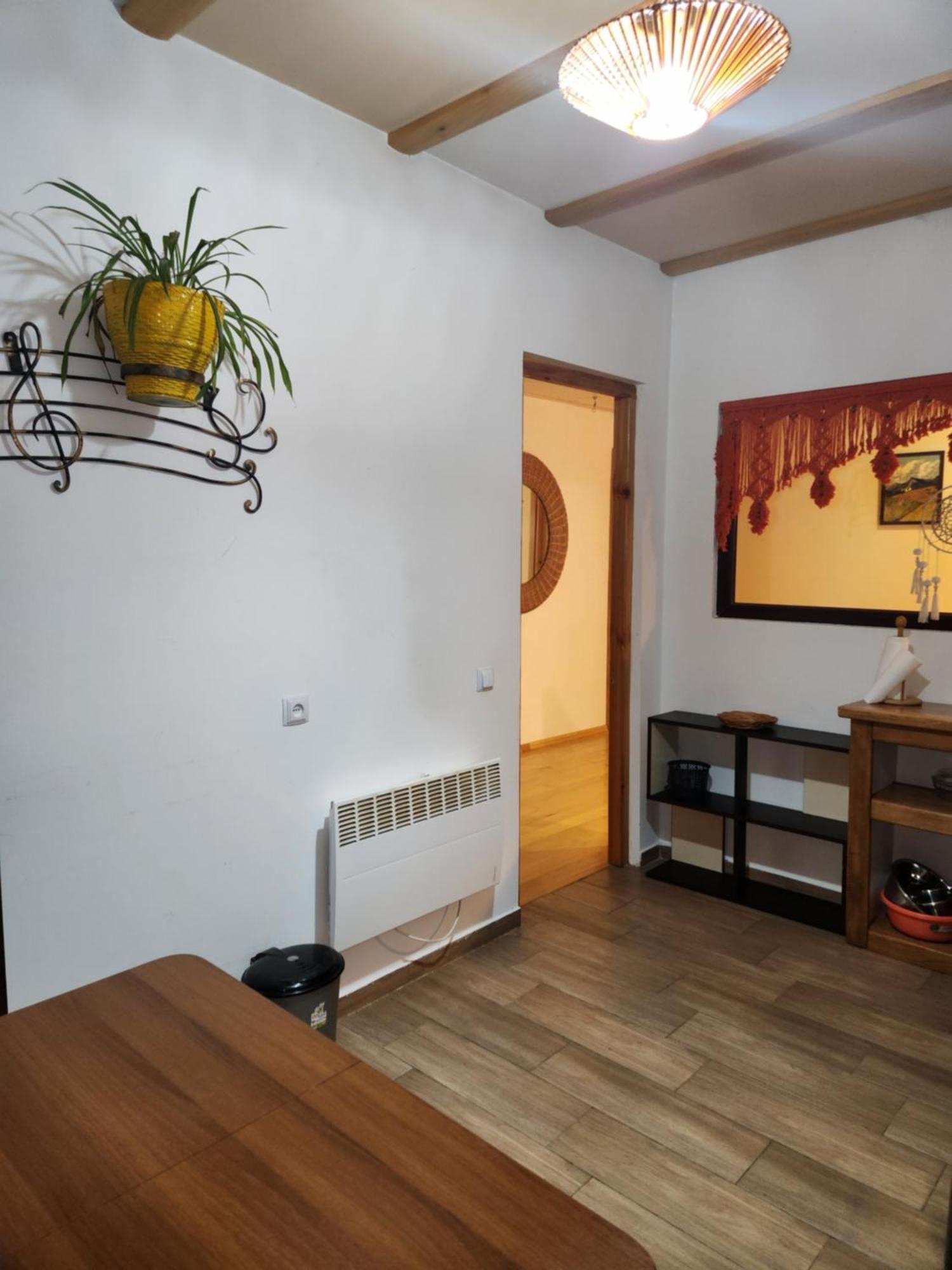 Sanli Hotel Mestia Bagian luar foto