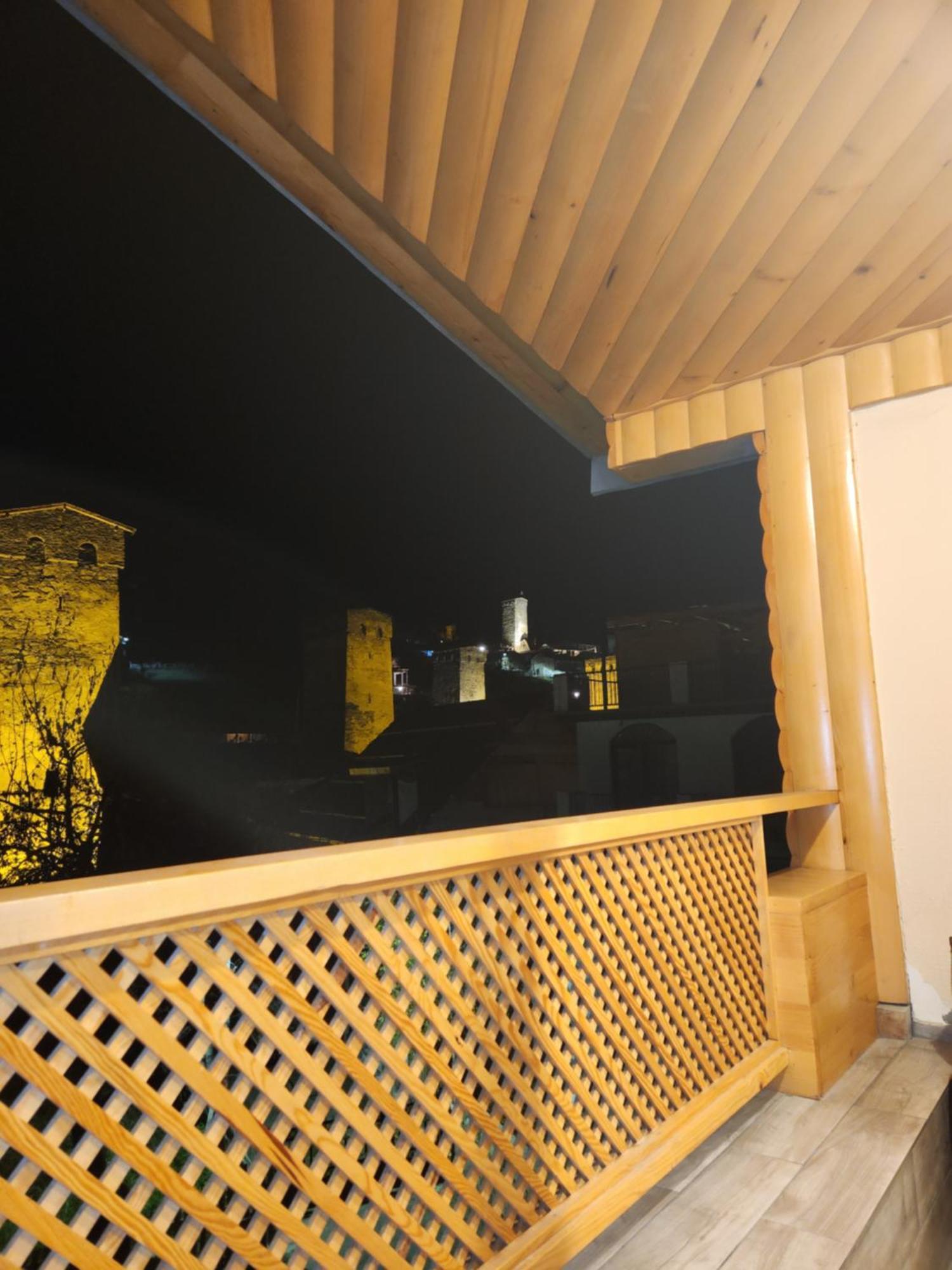 Sanli Hotel Mestia Bagian luar foto